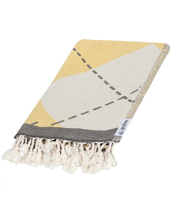 Hufflepuff™ Towel - Image 8
