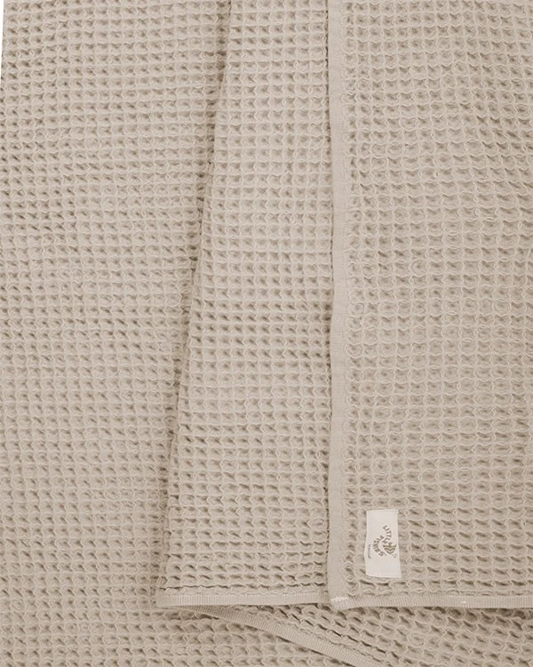 Little Fishies Waffle Blanket - Warm Taupe - Image 3