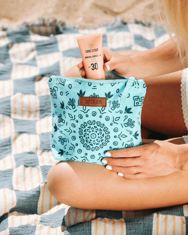 Mandala Zipper Pouch - Image 2