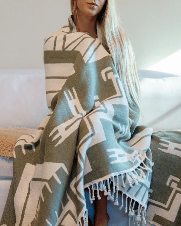 Santiago Blanket - Image 2