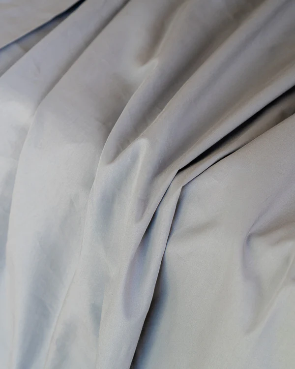 Signature Percale Solid Fitted Sheet Grey - Image 2