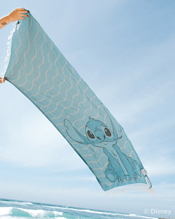 Disney - Stitch Waves - Image 2